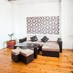 Guest * София